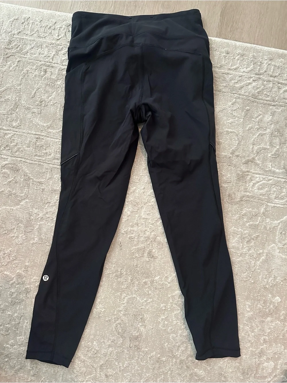 Lululemon women’s Performance Running leggings mid rise